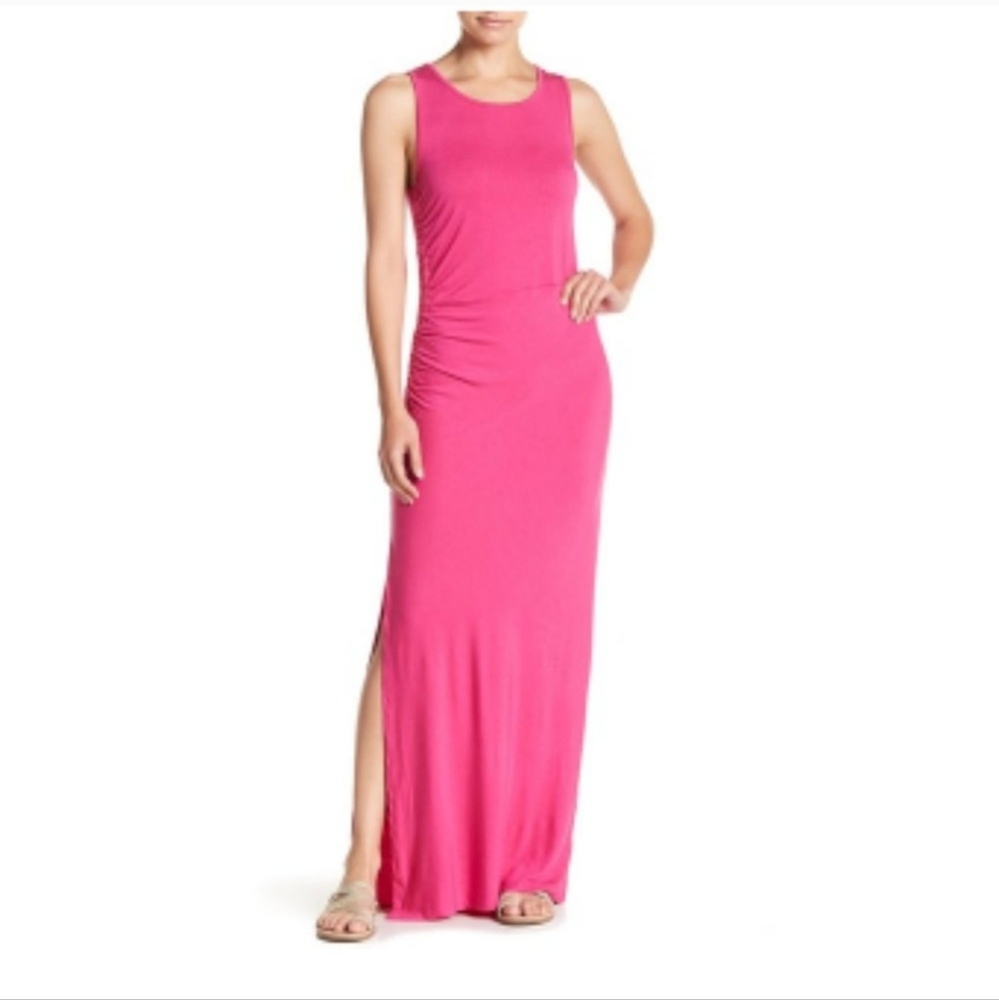 🔖 Elegant Pink Maxi Dress